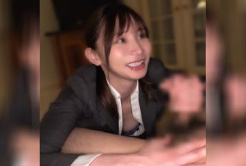 FC2-PPV-4754409 【特典付き】衝撃！変態現.役の美人コウ校教師が2本のチ●ポをしゃぶりまくる！そしてイキまくる！