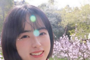 XB-2858 上海可愛女友穿肚兜給你操情緒給滿