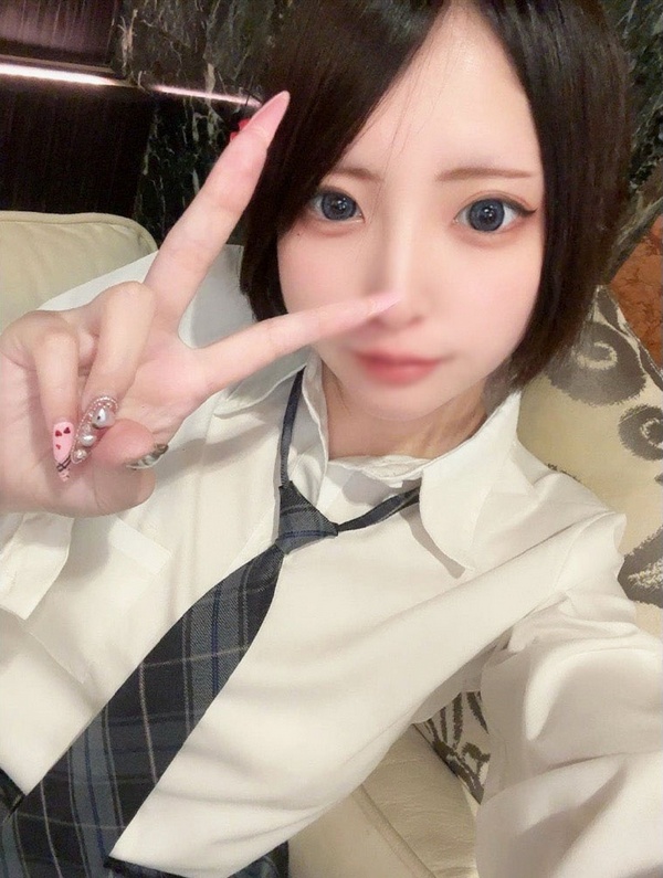 yesjav101.com-FC2-PPV-4905339 【無修正】Eカップ!超S級美形ショートカット制服美女との放課後デート!敏感マンコで連続イキする早熟18歳に種付けピストン中出し交尾!!