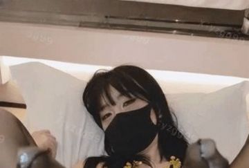 XB-2897 淫蕩小嬌妻亂交性愛絲襪口交騎乘
