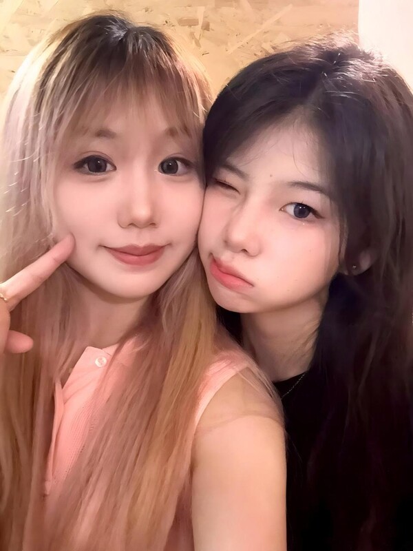 yesjav101.com-XB-2986 被攝影師拿下女大抱雙腿被爸爸肏